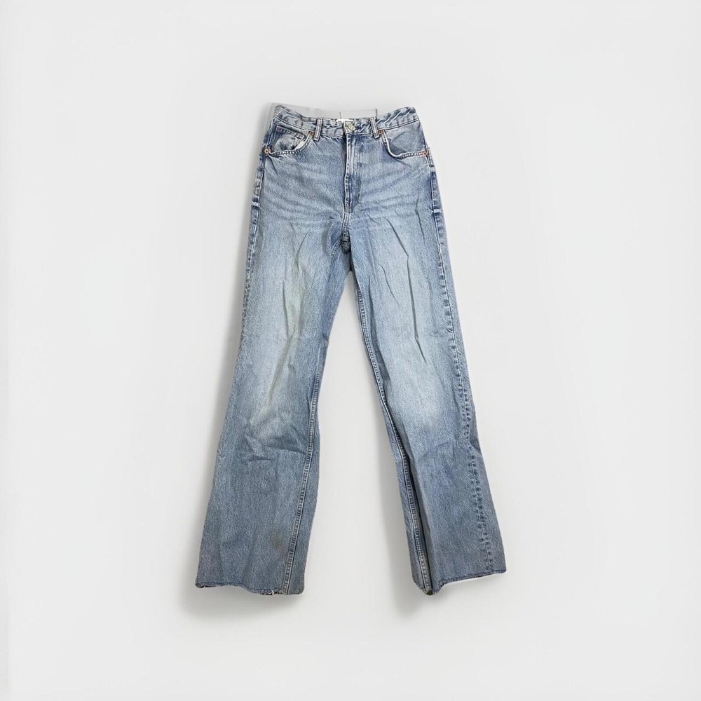 Zara Womens High Waisted Wide Leg Jeans Light Wash Blue Raw Hem Size 6 EUR 38